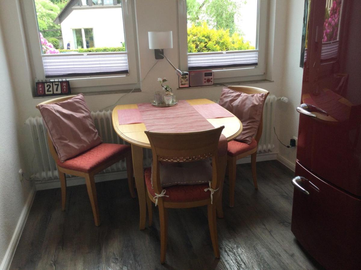 Ferienhaus Us lütt Hus und das Zimmer Linde im Haupthaus Oldenburg Exterior foto